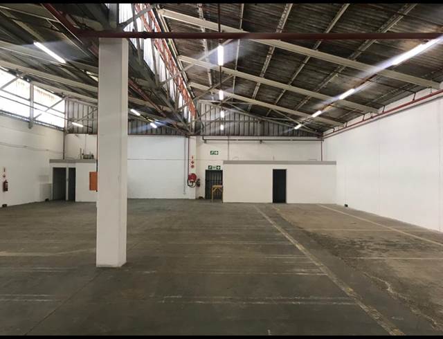 653M² WAREHOUSE TO LET IN BELLVILLE SOUTH