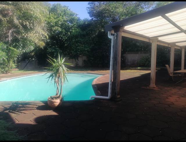 3 BEDROOM FREESTANDING RENTED IN FAIRVIEW