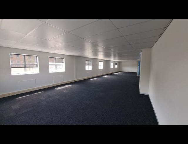 BUSINESS PROPERTY TO RENT IN HALFWAY GARDENS