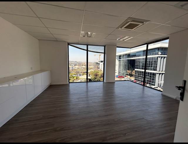 300M² WAREHOUSE TO LET IN VORNA VALLEY