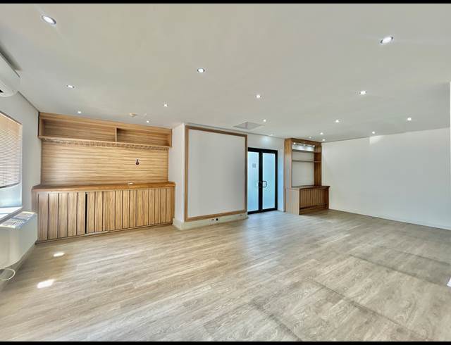 529M² OFFICE TO LET IN BRYANSTON
