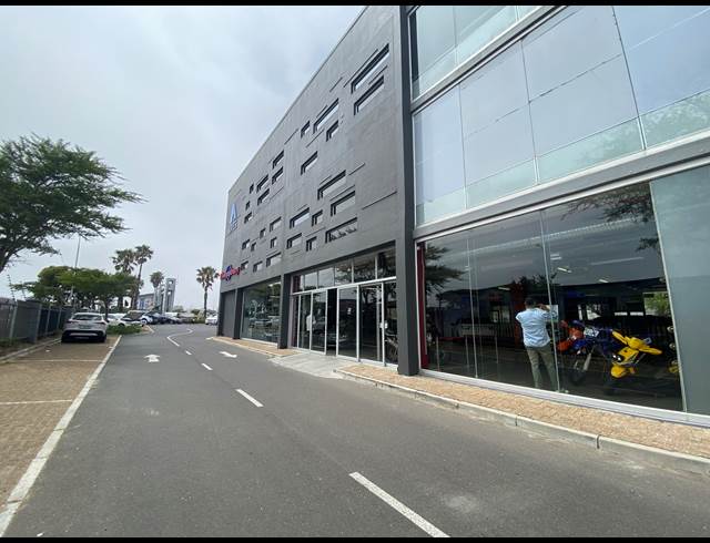 132M² OFFICE TO LET IN BROOKLYN