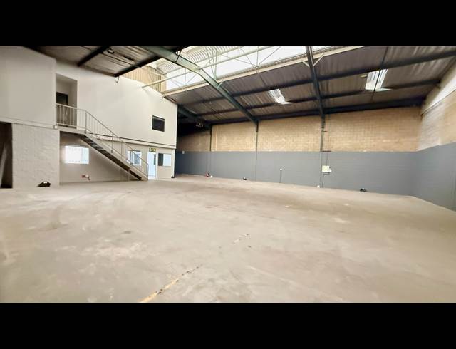 420M² WAREHOUSE TO LET IN MEADOWDALE