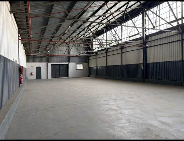 355M² WAREHOUSE TO LET IN CITY DEEP