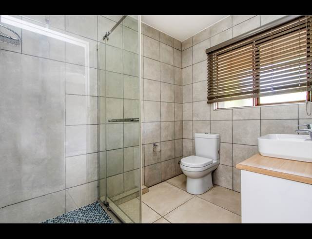 1 BEDROOM APARTMENT RENTED IN ELTONHILL