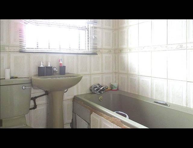 3 BEDROOM PROPERTY TO RENT IN GLEN RIDGE