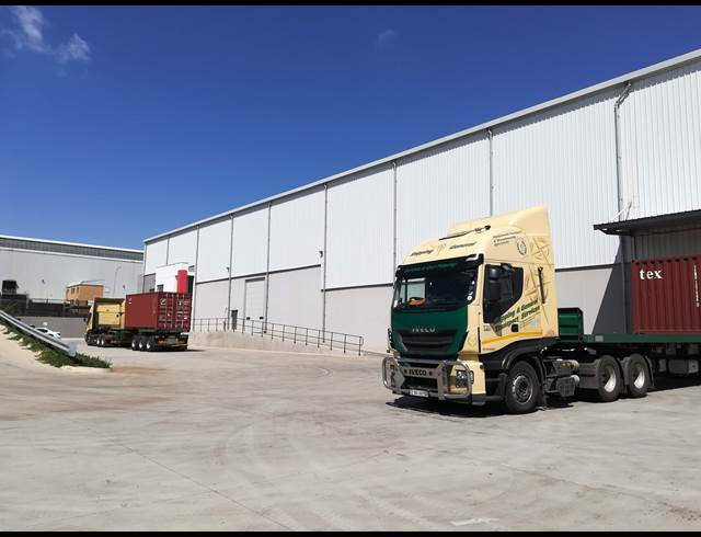 3,280M² WAREHOUSE TO LET IN LINBRO PARK