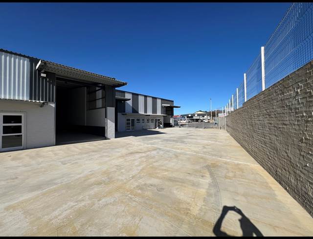 630M² WAREHOUSE TO LET IN MALMESBURY INDUSTRIA