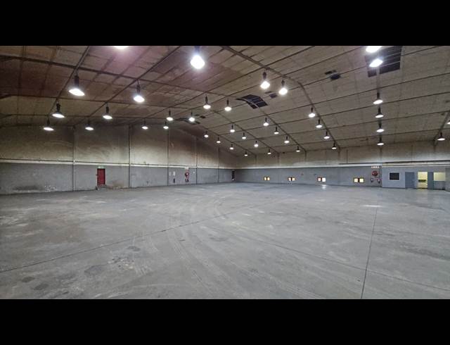 1,500M² WAREHOUSE TO LET IN ROSSLYN
