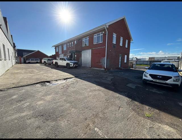 362M² WAREHOUSE TO LET IN EPPING INDUSTRIAL