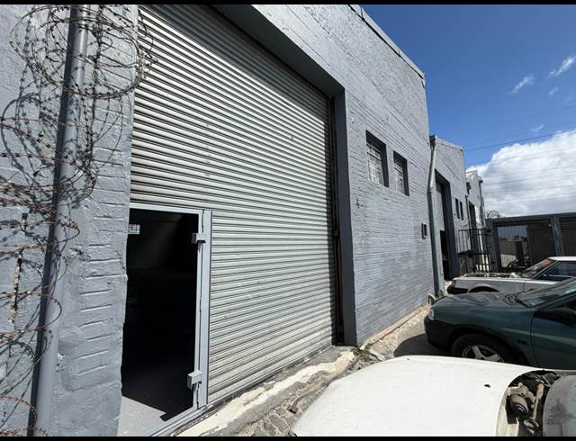 190M² WAREHOUSE TO LET IN ATHLONE INDUSTRIAL