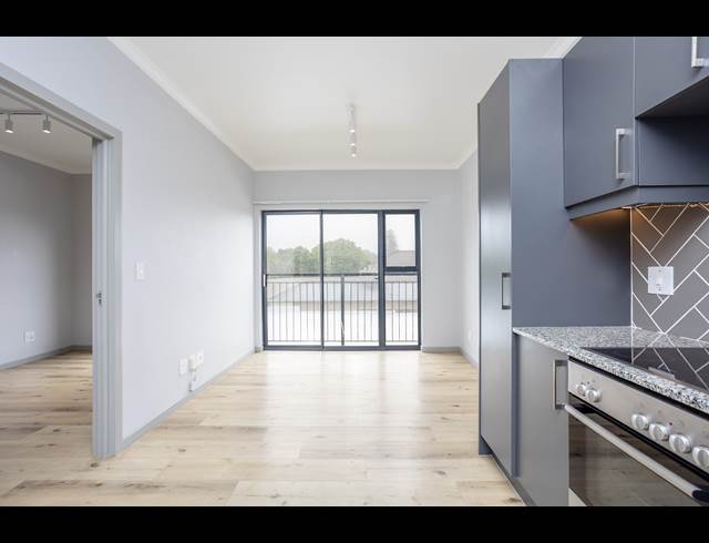 2 BEDROOM APARTMENT BLOCK RENTED IN WYNBERG UPPER