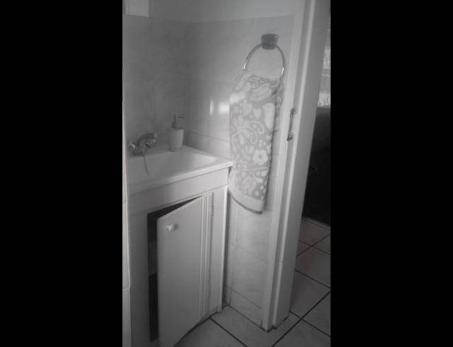 2 bed property to rent in MOREHILL