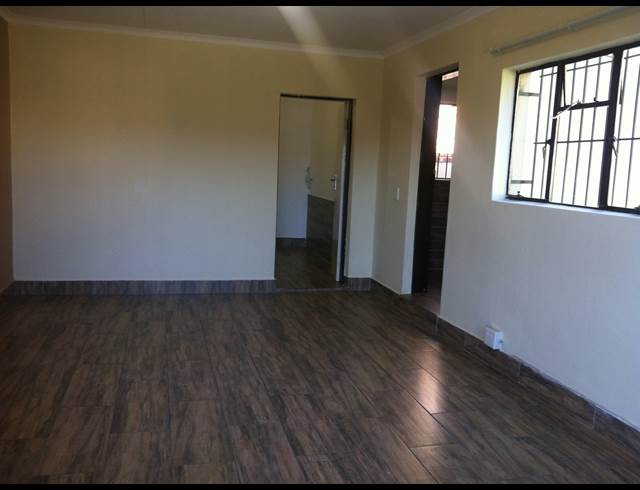 Office property to rent in RIDGEWAY