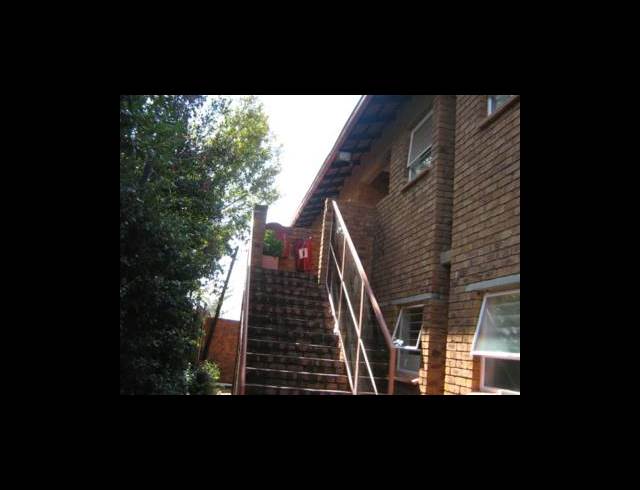 1st Floor Apartment - Neat as a Pin   well maintained Complex