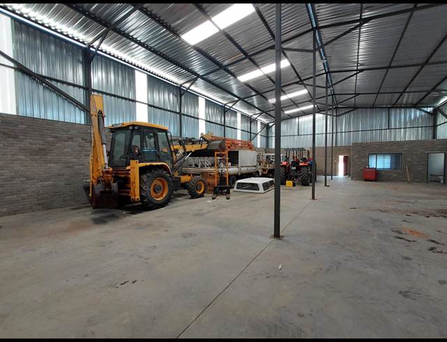 540M² WORKSHOP TO LET IN POMONA
