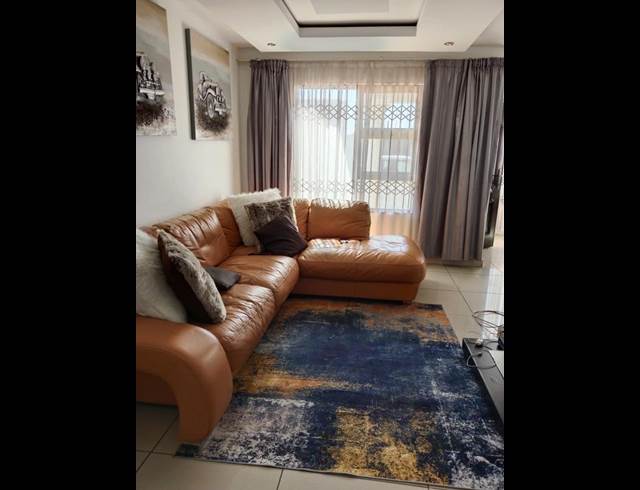 3 BEDROOM PROPERTY TO RENT IN WINDMILL PARK