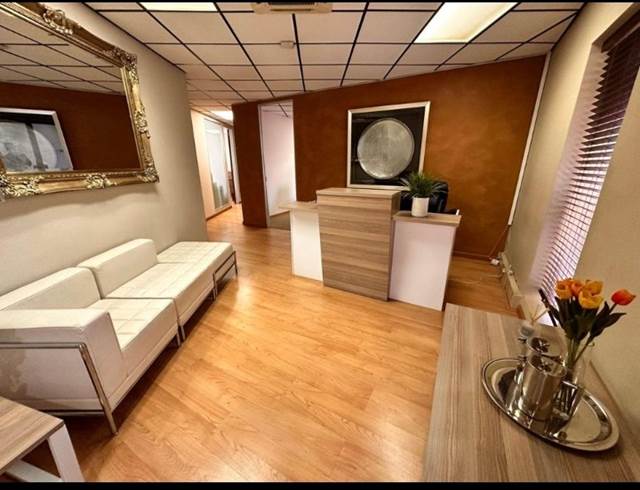 Office property to rent in ROSEBANK