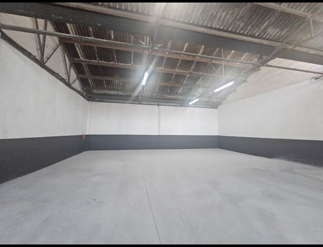 360M² WAREHOUSE TO LET IN EPPING INDUSTRIAL
