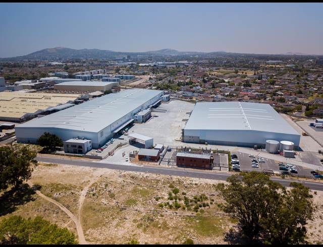 3,268M² WAREHOUSE TO LET IN BELLVILLE SOUTH