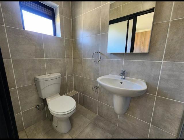 1 BEDROOM PROPERTY TO RENT IN GREENBAY ECO ESTATE