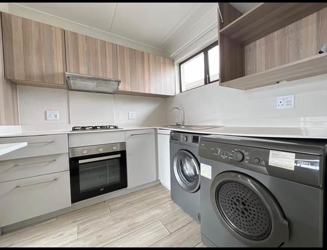 2 BEDROOM PROPERTY TO RENT IN FOURWAYS