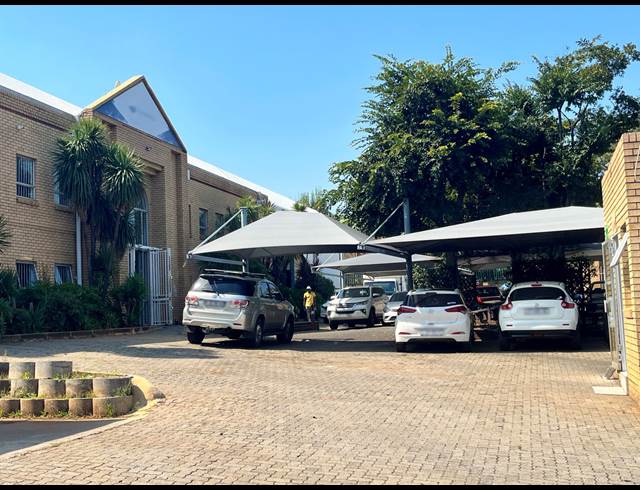 3,178M² WAREHOUSE TO LET IN MEADOWDALE