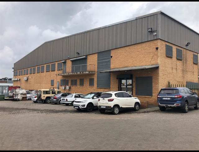 3,300M² WAREHOUSE TO LET IN TUNNEY