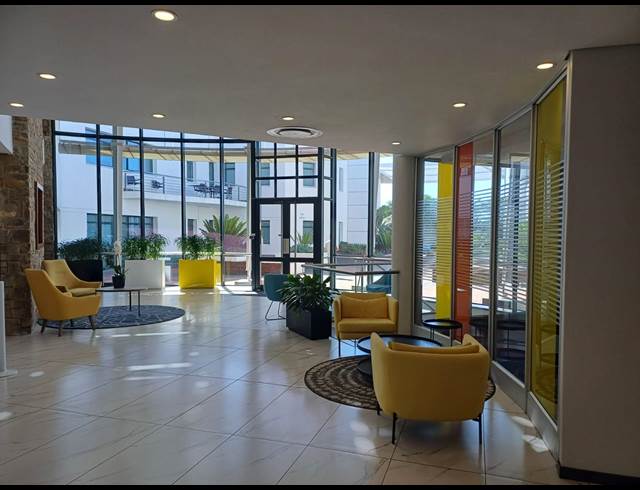 1,436M² OFFICE TO LET IN LA LUCIA RIDGE