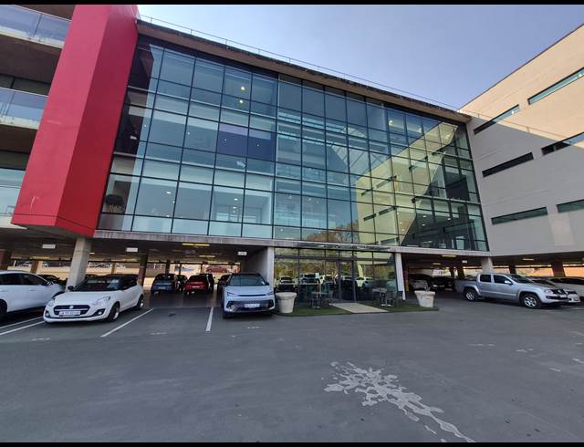 118M² OFFICE TO LET IN DUNKELD
