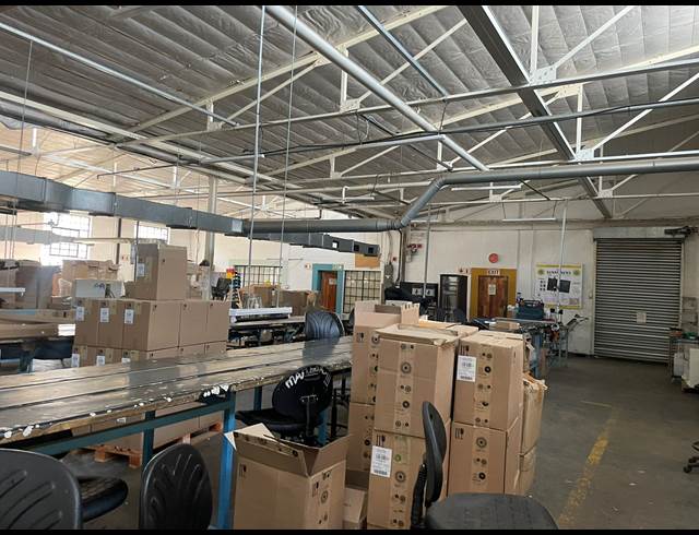 190M² FACTORY TO LET IN SELBY