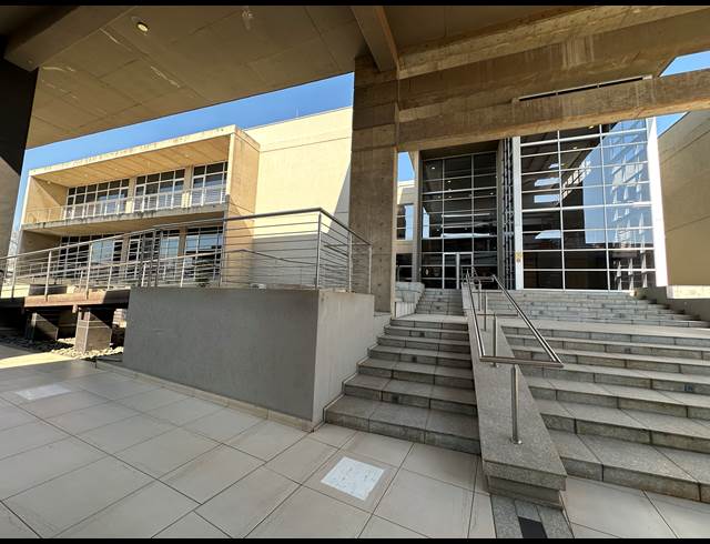 247.70M² OFFICE TO LET IN ECO PARK ESTATE