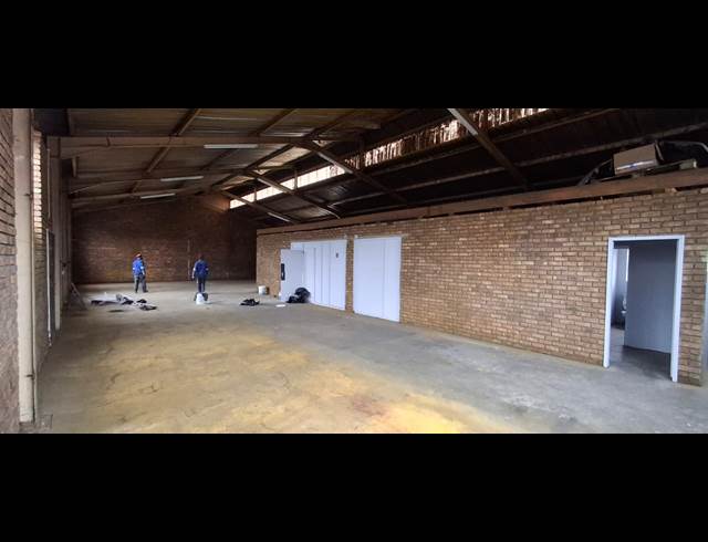 315M² BUILDING TO LET IN BENONI SOUTH