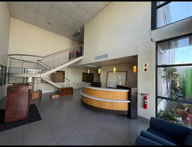 150M² OFFICE TO LET IN PHILIPPI