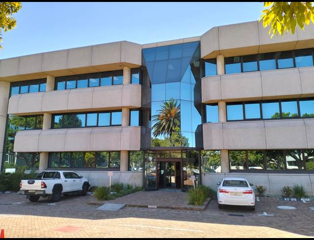 190M² OFFICE TO LET IN TYGER VALLEY