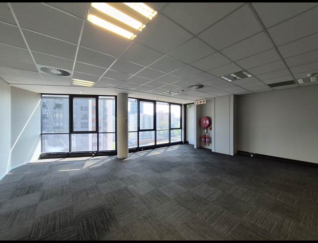 187M² OFFICE TO LET IN SANDTON CENTRAL