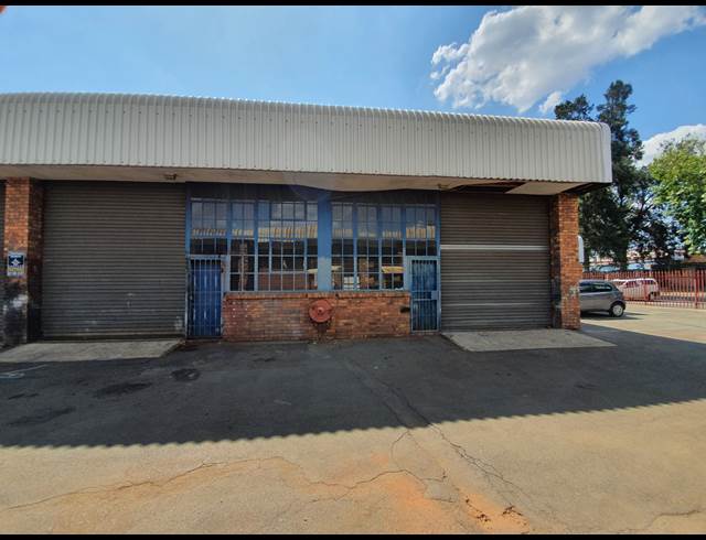 230M² WAREHOUSE TO LET IN ALRODE SOUTH