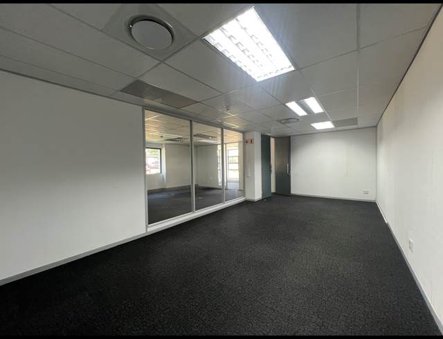 326M² OFFICE TO LET IN HIGHVELD
