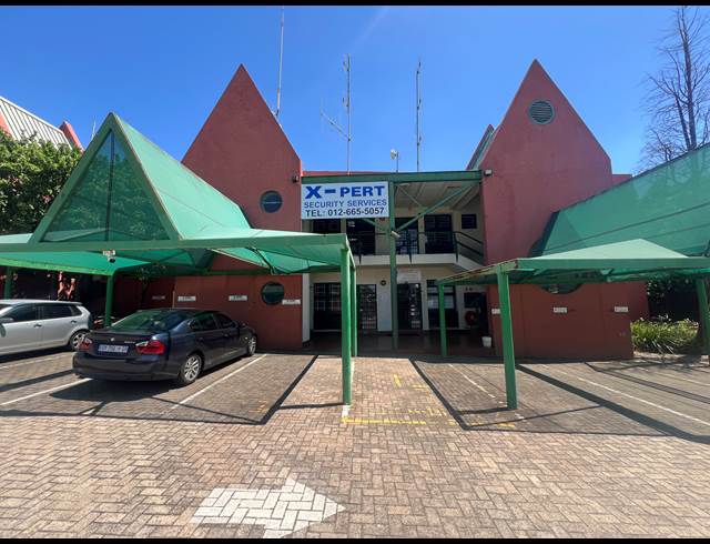 124.80M² OFFICE TO LET IN HIGHVELD