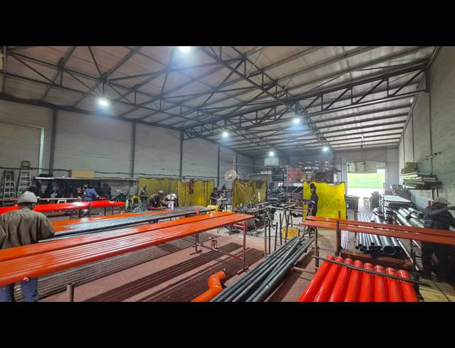 366M² WAREHOUSE TO LET IN CAPE FARMS