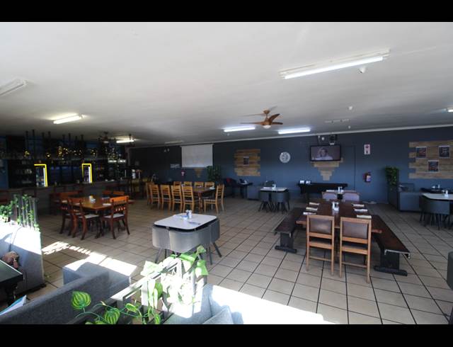 370M² RESTAURANT TO LET IN SALDANHA CENTRAL