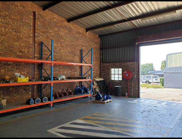 185M² WAREHOUSE TO LET IN WADEVILLE