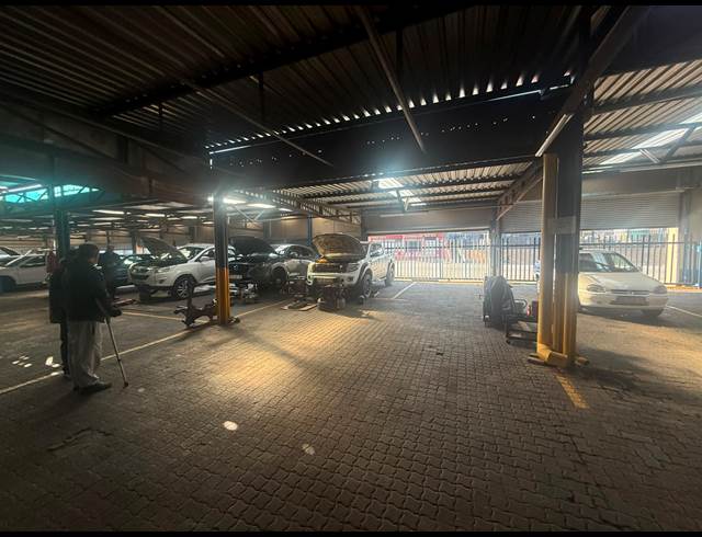 750M² WAREHOUSE TO LET IN DELAREY