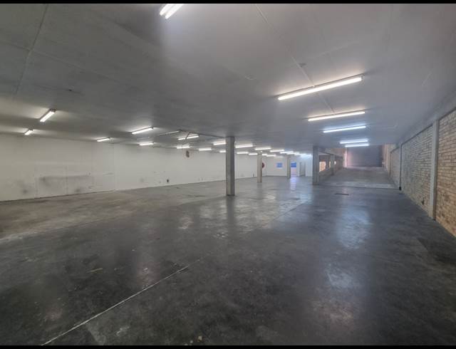 512M² WAREHOUSE TO LET IN ORMONDE