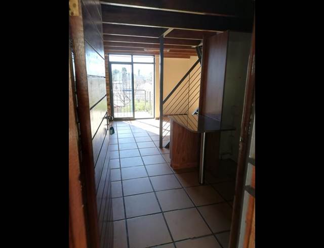 1 BEDROOM PROPERTY TO RENT IN DASSIE RAND