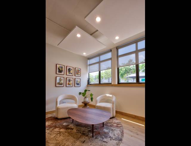 112.62M² SERVICED OFFICE TO LET IN ALLANDALE