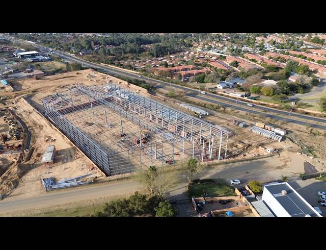 8,049M² WAREHOUSE TO LET IN NORTH RIDING