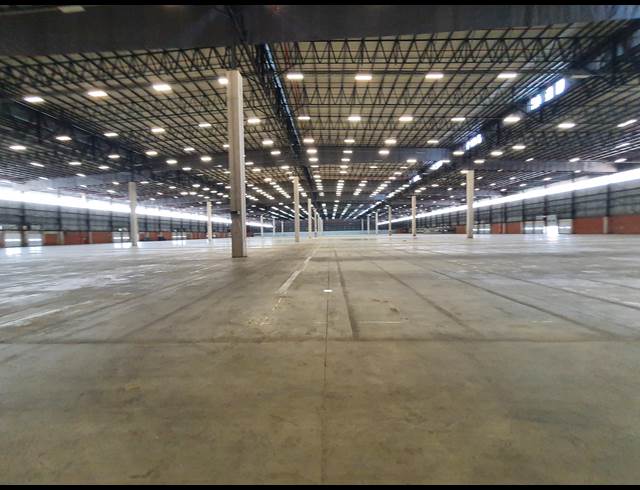 13,685M² WAREHOUSE TO LET IN CATO RIDGE