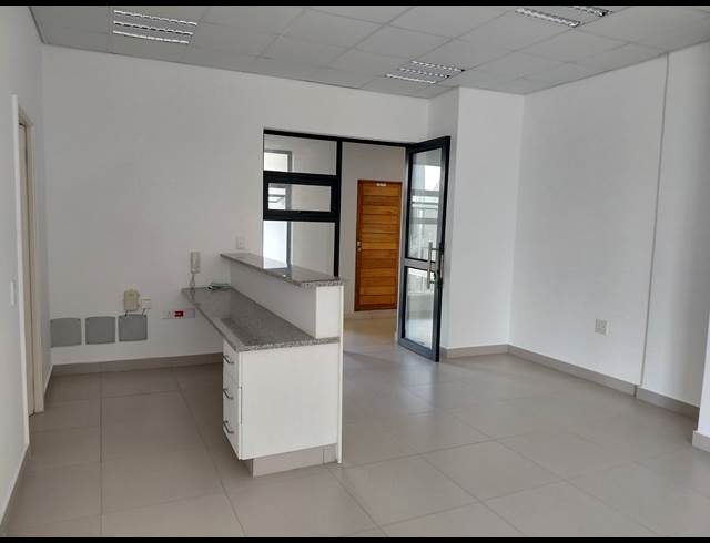 80M² OFFICE TO LET IN UMHLANGA CENTRAL