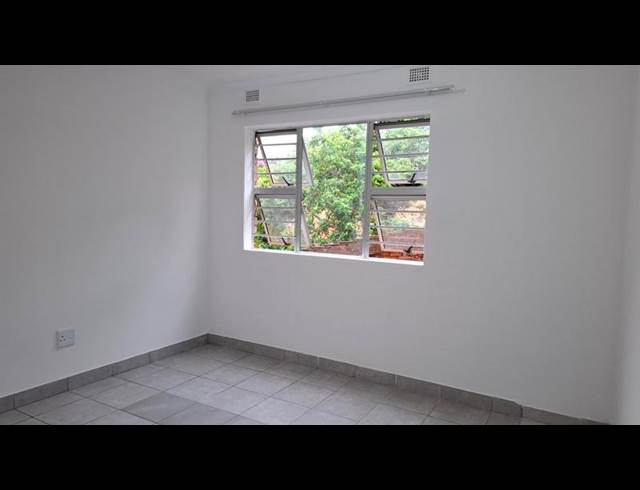 2 BEDROOM PROPERTY TO RENT IN OVERPORT